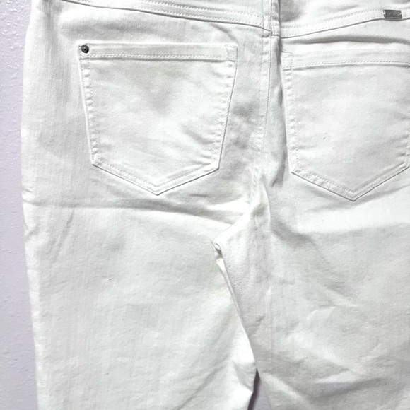 INC White regular fit Denim‎ Shorts 6 - Picture 11 of 11